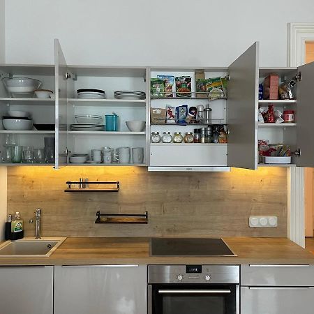 Luxury 2Br Apartment Neubaugasse เวียนนา ภายนอก รูปภาพ