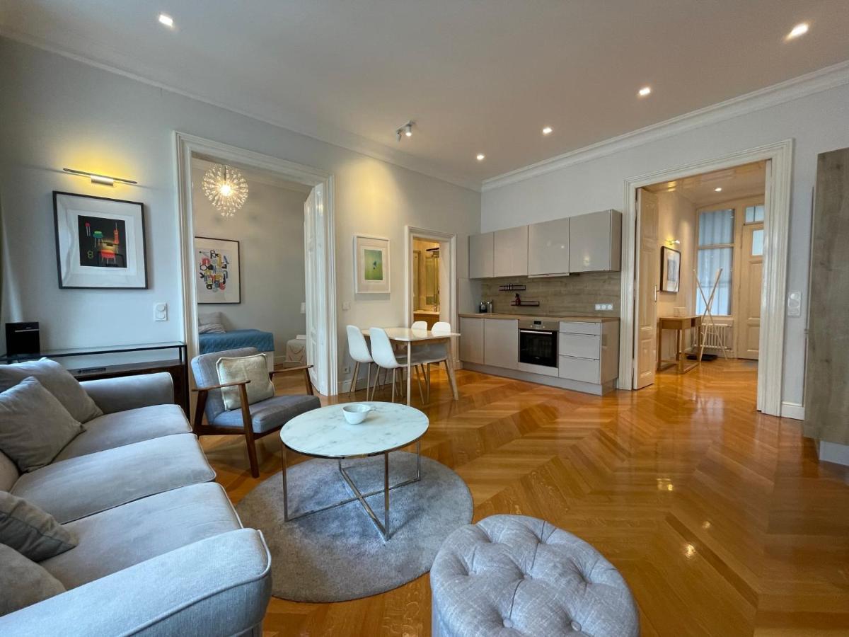 Luxury 2Br Apartment Neubaugasse เวียนนา ภายนอก รูปภาพ